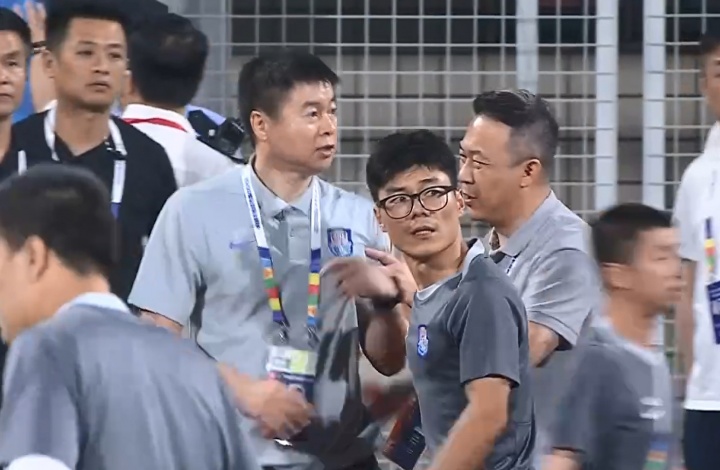 于根伟红牌后续：中足联听证会召开，追加处罚在即