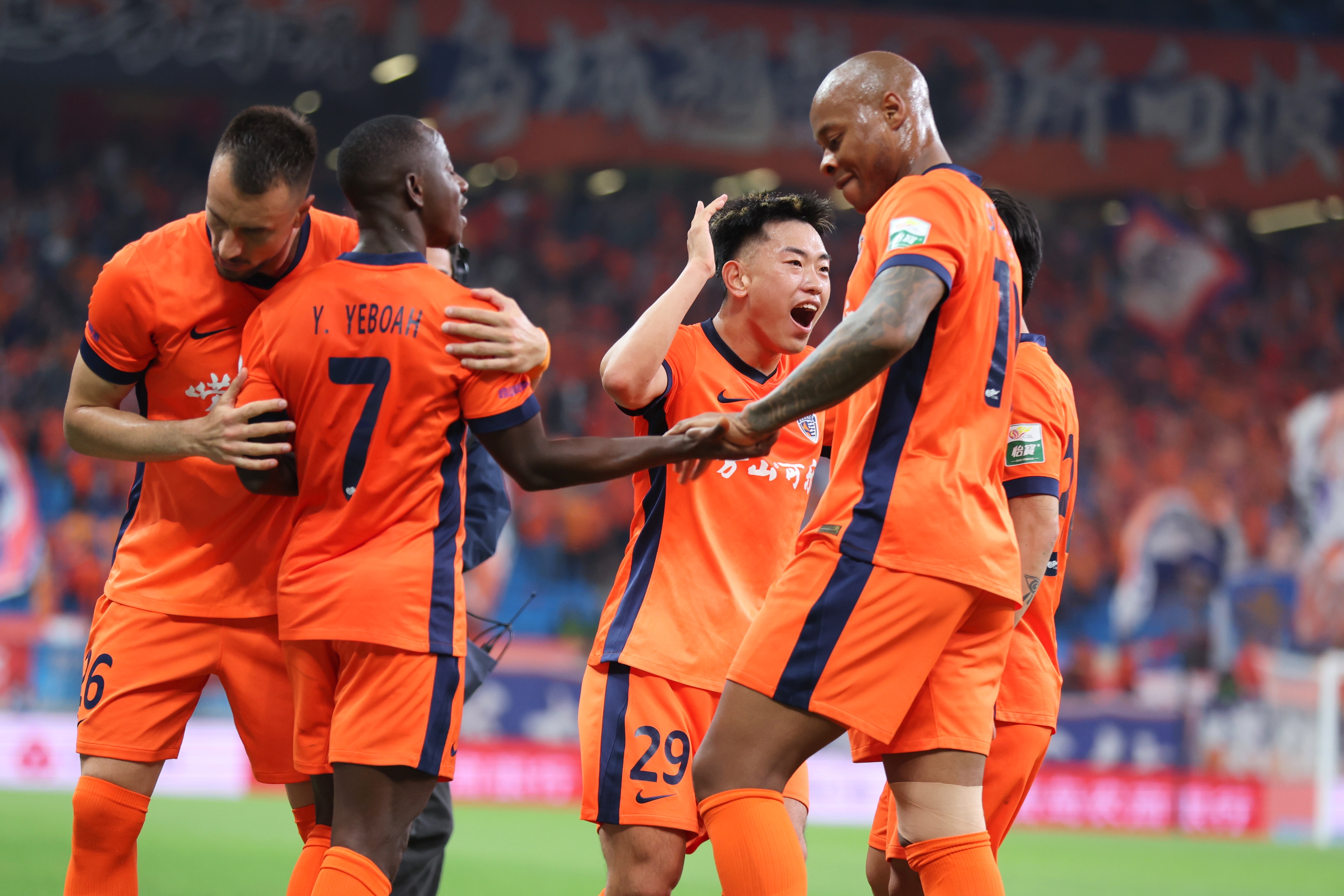 补时绝平!海牛1-1蓉城 保级队抢分续命