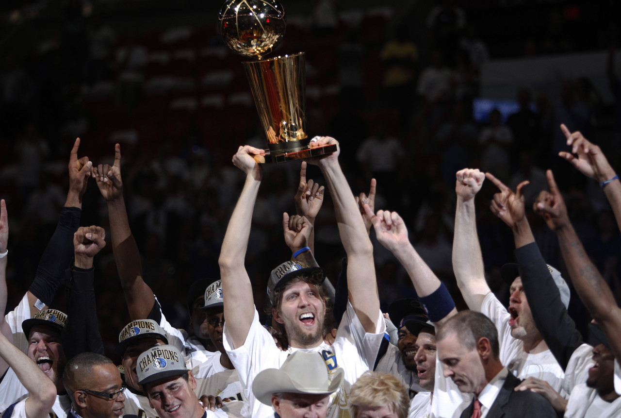 布伦森连夺三奖创历史 成第11位获ESPY最佳男运动员的NBA球员