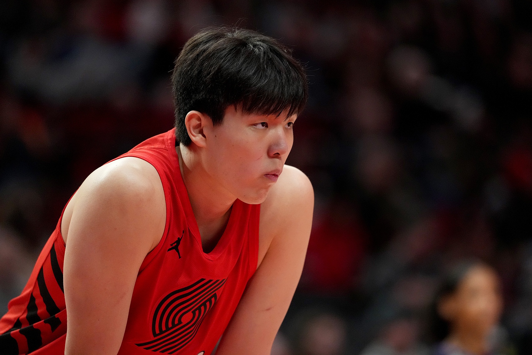 媒体人：杨瀚森篮板问题根源在态度 再不进化将面临淘汰