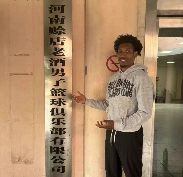 前NBL外援维塔尔获CBA南区季后赛球队报价