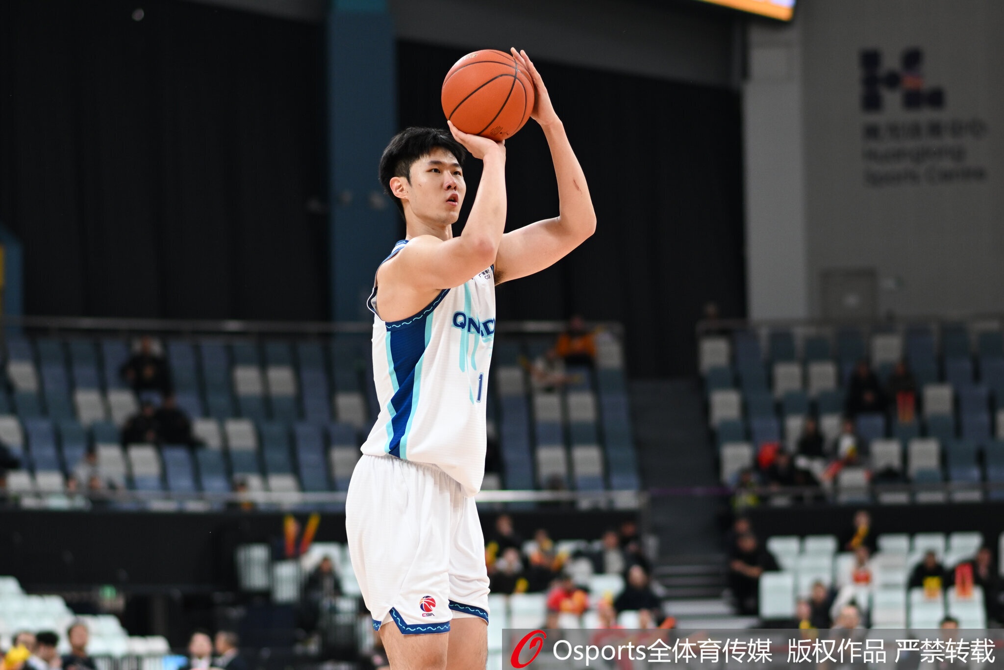 官方:赵嘉义交易至北控 青岛总经理确认放人