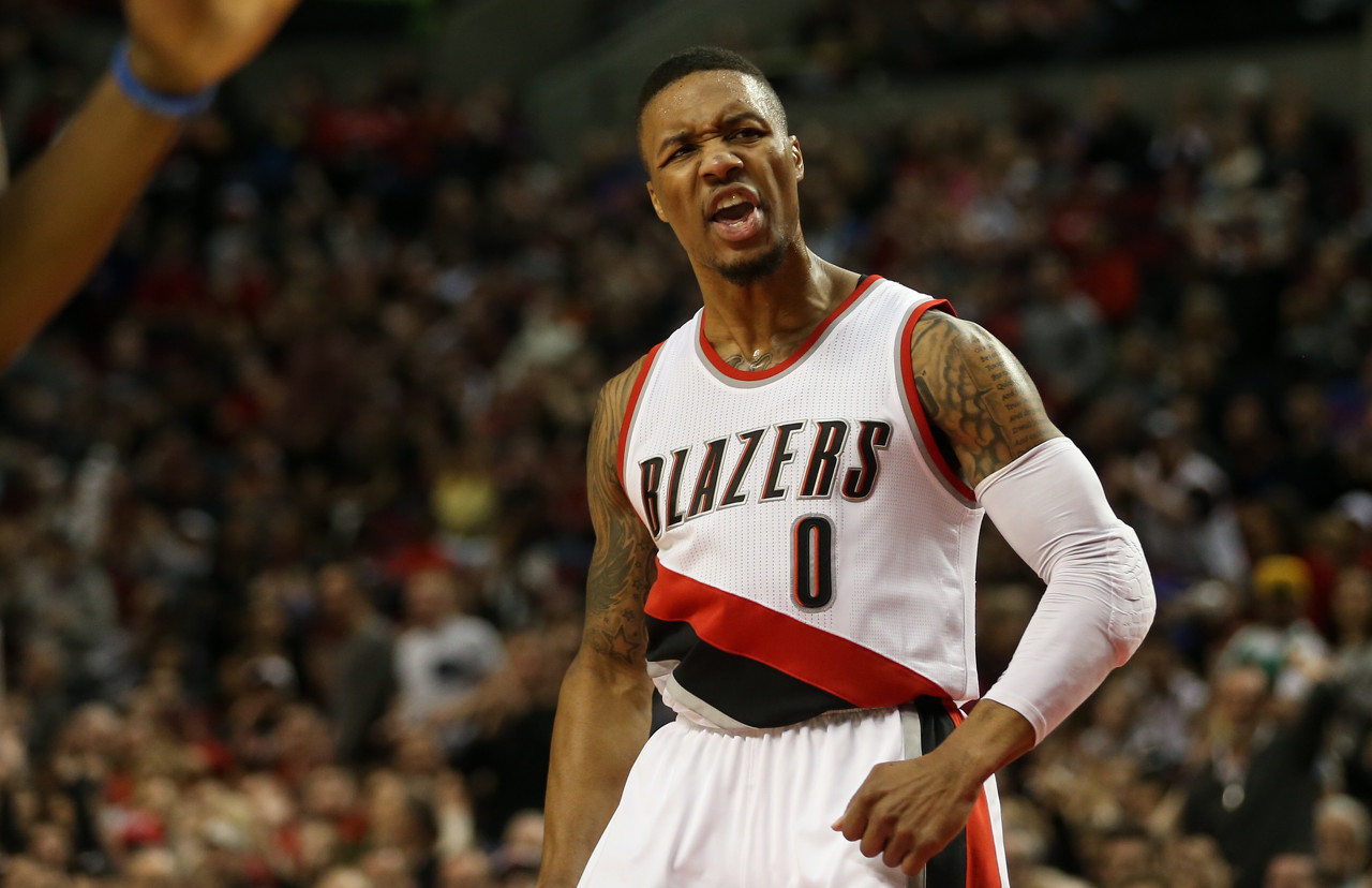 利拉德：未打NBA先预支薪水 10万美元买保时捷911