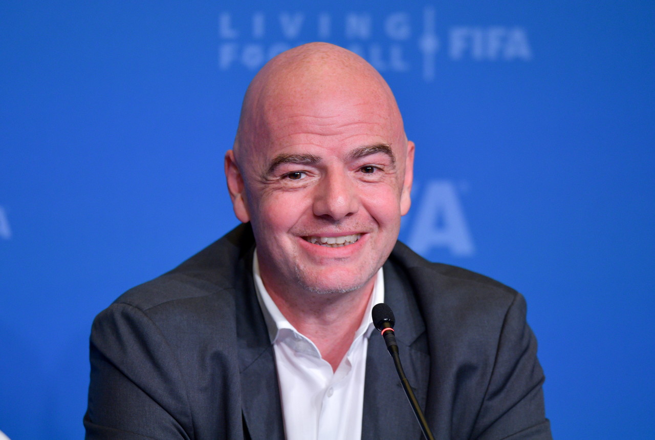 因凡蒂诺瞄准NFL总裁6400万年薪:FIFA出售世界杯股份真相
