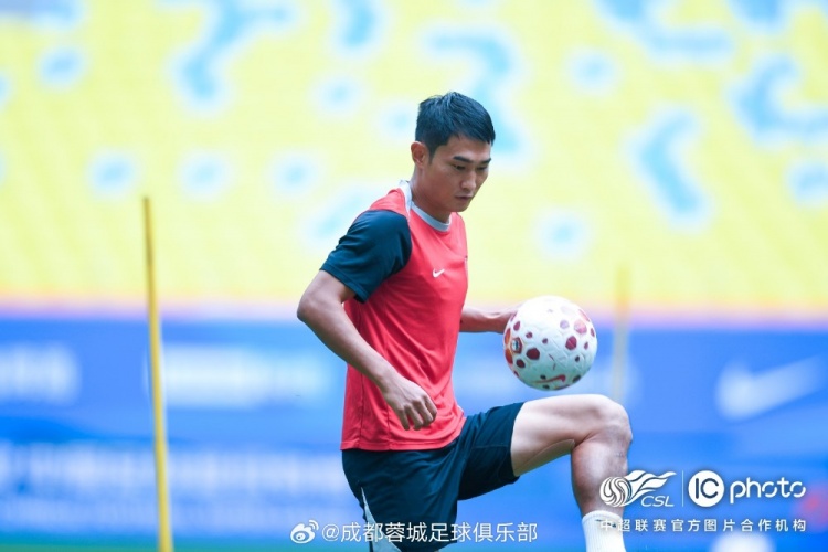阿洛伊西:西班牙有球进攻与无球防守特别值得学习 阿洛伊西:西班牙有球进攻与无球防守特别值得学习