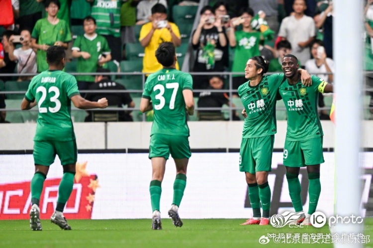 法比奥点射张稀哲绝杀 国安2-1力克浙江绿城 法比奥点射张稀哲绝杀 国安2-1力克浙江绿城