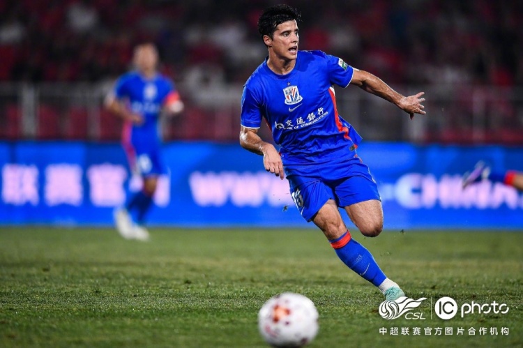 辽宁铁人主场3-1力克申花 热菲尼奥双响定胜局 辽宁铁人主场3-1力克申花 热菲尼奥双响定胜局