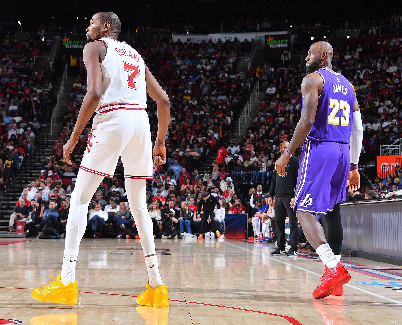 KD:完全不知詹姆斯加盟76人 勒布朗保密太严猜不透 KD:完全不知詹姆斯加盟76人 勒布朗保密太严猜不透