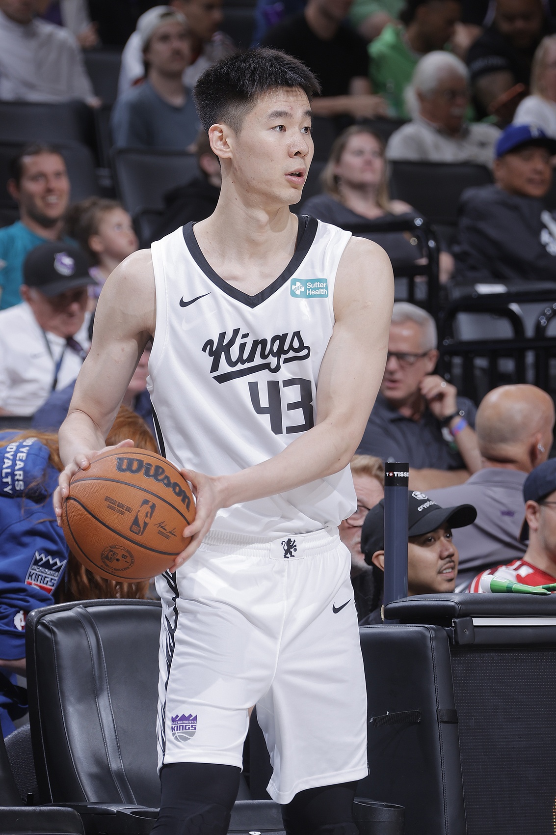 郭昊文退出国王夏联返宁,同曦三年最顶薪含NBA放行条款 郭昊文退出国王夏联返宁,同曦三年最顶薪含NBA放行条款