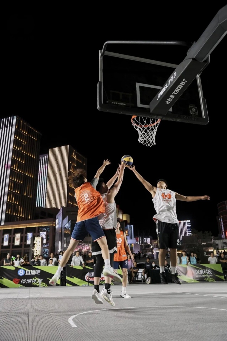 FIBA Open 3×3东胜分站战罢 黑色闪电与海底小纵队分获组别冠军 FIBA Open 3×3东胜分站战罢 黑色闪电与海底小纵队分获组别冠军