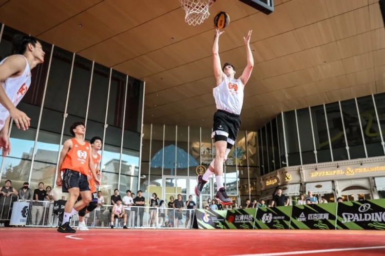KOTC加时逆转夺FIBA Open 3x3长宁站男子冠军 KOTC加时逆转夺FIBA Open 3x3长宁站男子冠军