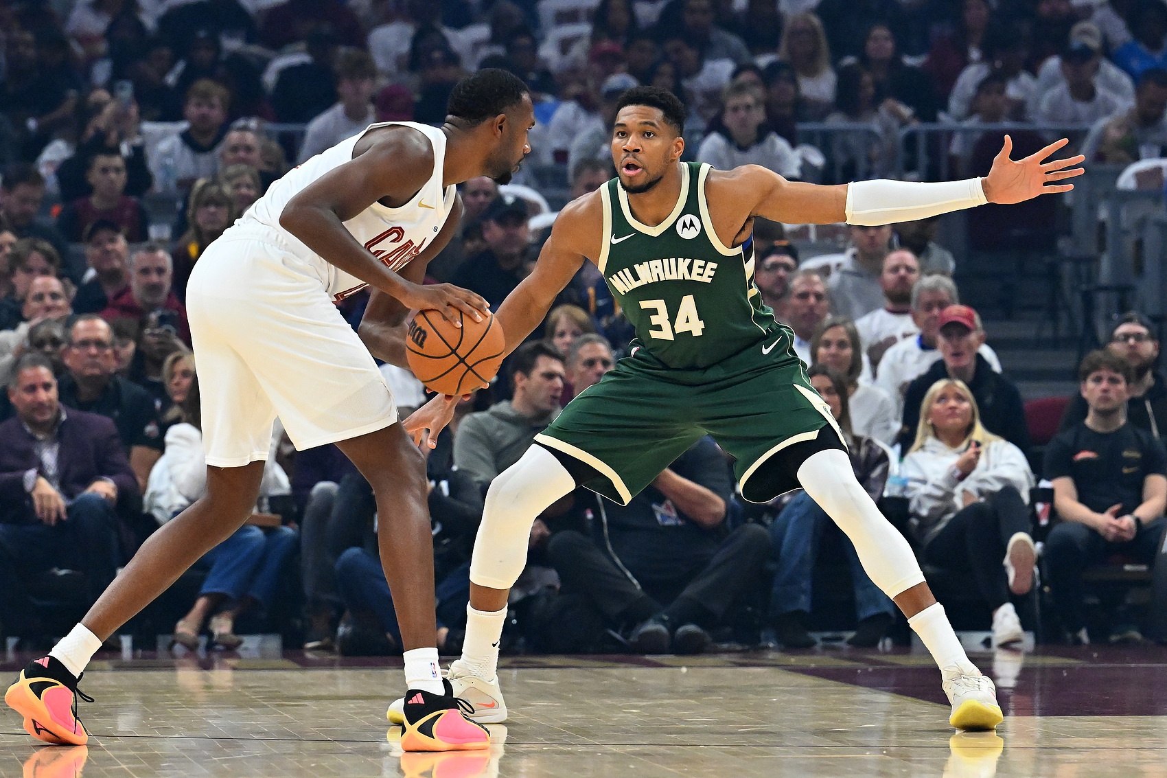 骑士豪赌莫布里基石地位，第六季窗口期正迅速关闭