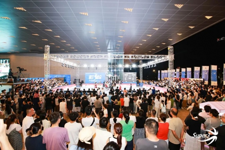 连续四年承办超三联赛,靖江赛区日均客流1.5万人次 连续四年承办超三联赛,靖江赛区日均客流1.5万人次