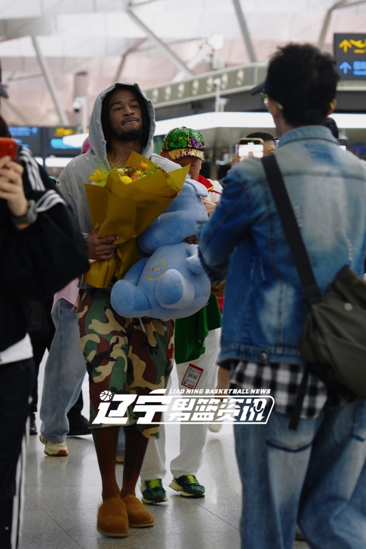 辽宁小外库珀抵达沈阳!球队三外援已全部就位!