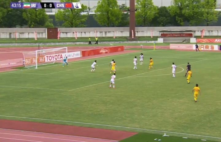 亚运会-U23国足0-0伊朗U23 小组第2末轮将战阿联酋 吴曦远射中框 亚运会-U23国足0-0伊朗U23 小组第2末轮将战阿联酋 吴曦远射中框