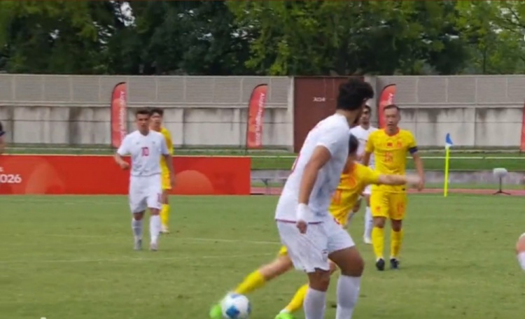亚运会-U23国足0-0伊朗U23 小组第2末轮将战阿联酋 吴曦远射中框 亚运会-U23国足0-0伊朗U23 小组第2末轮将战阿联酋 吴曦远射中框
